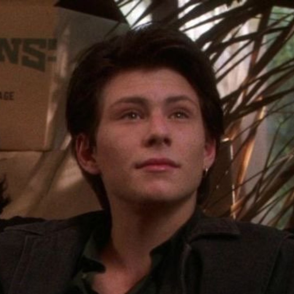 Meet your Posher, Elias